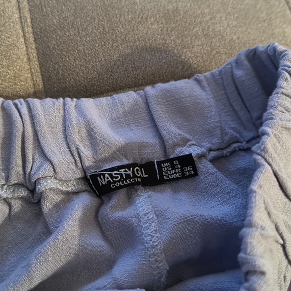 NASTY GAL HIGH RISE SHORTS - Picture 3 of 3